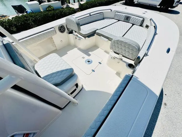 Slide: The Image of Carolina 24 Ultra Elite 2025 - 13