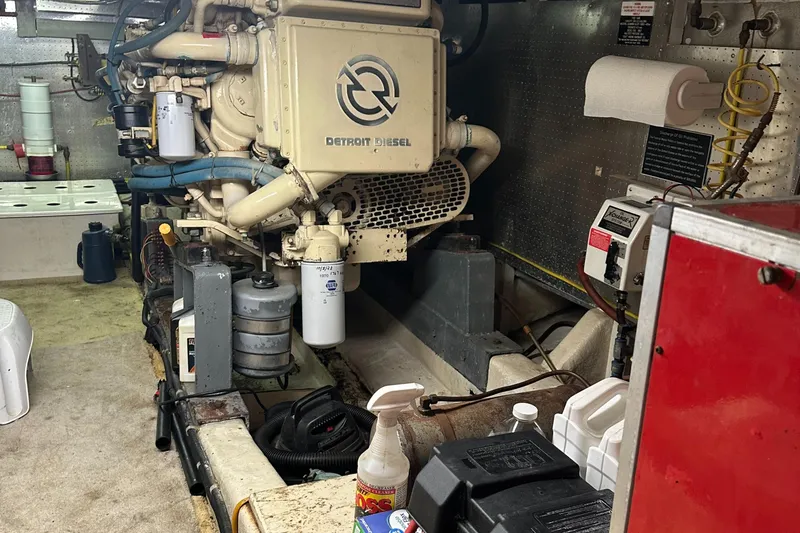 Slide: The Image of Engine room of a 1995 Jefferson 48 Rivanna yacht with Detroit Diesel engine. - 35