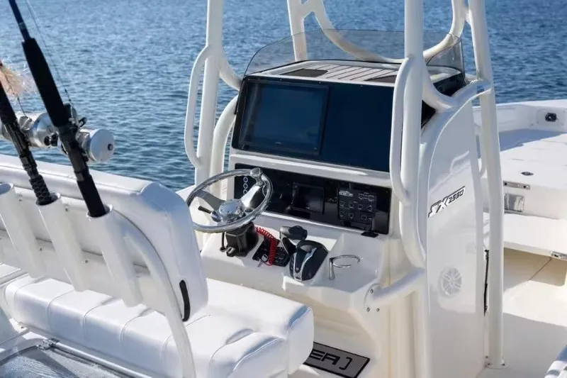 Slide: The Image of Skeeter SX2550 Family 2025 - 5