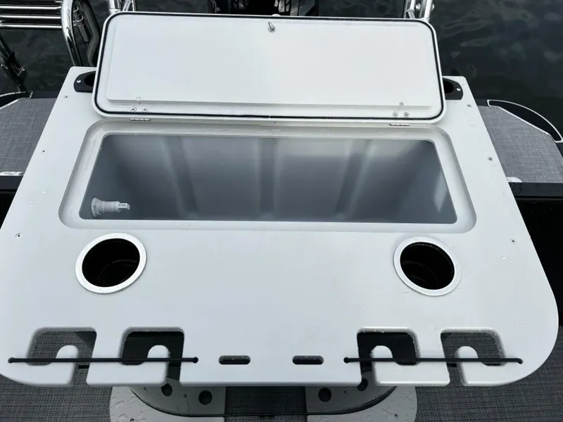 Slide: The Image of Livewell on 2025 Sylvan Mirage X3 Party Fish boat with cup holders. - 17