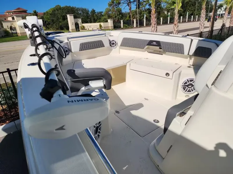Slide: The Image of Cobia 265 Open Center Console 2025 - 10