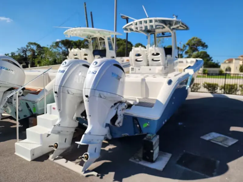 Slide: The Image of Cobia 265 Open Center Console 2025 - 5