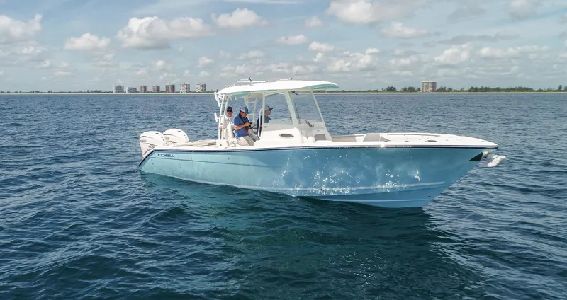 The Image of Cobia 320 Center Console 2026 - 1