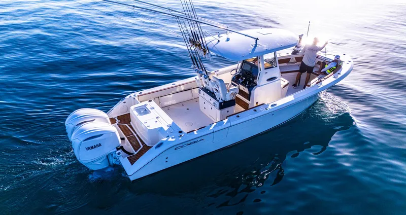 Slide: The Image of Cobia 285 Center Console 2026 - 4