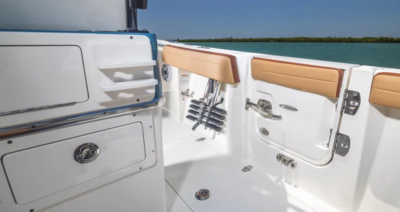 Slide: The Image of Cobia 265 Open Center Console 2026 - 18