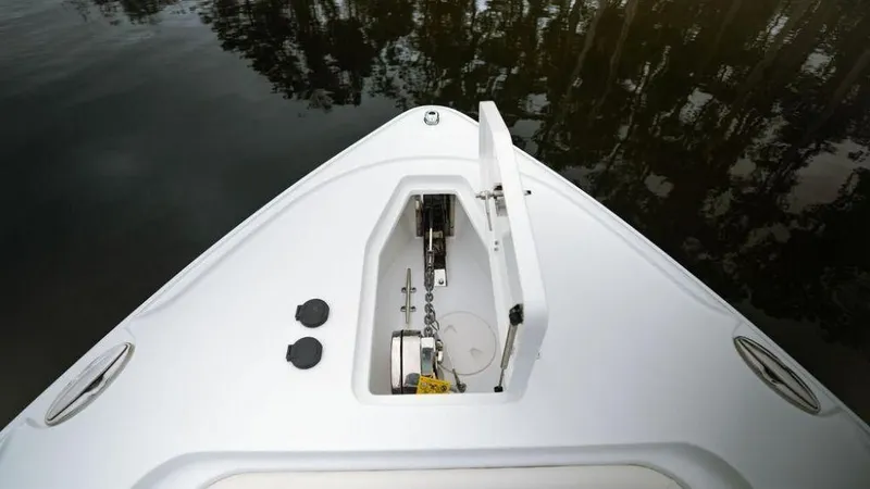 Slide: The Image of Sea Hunt Ultra 305 SE 2027 - 14