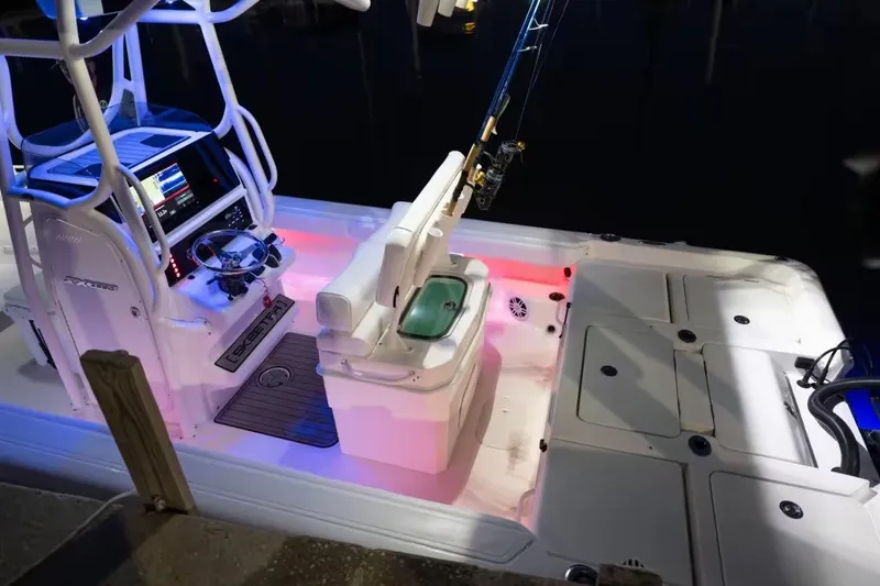 Slide: The Image of Skeeter SX2550 Family 2026 - 18