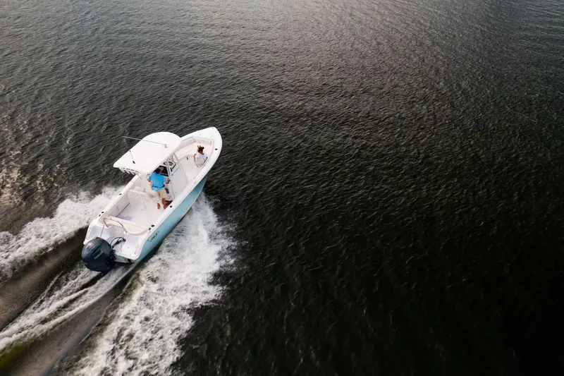 Slide: The Image of Sea Hunt Ultra 229 2026 - 13