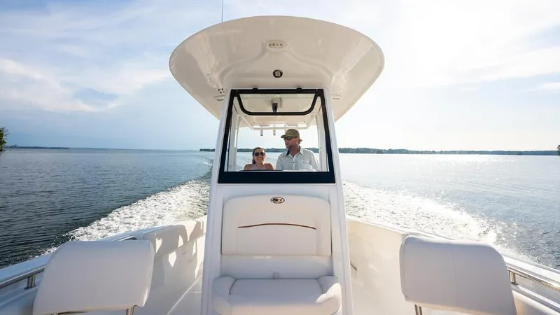 Slide: The Image of Sea Hunt Ultra 239 SE 2026 - 7