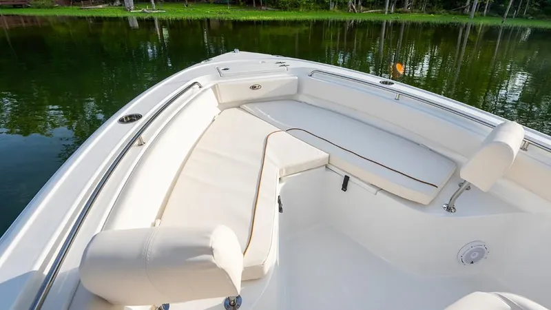 Slide: The Image of Sea Hunt Ultra 239 SE 2026 - 12