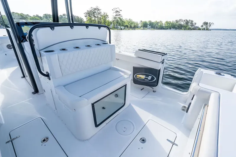 Slide: The Image of Sea Hunt Gamefish 27 Coffin Box 2026 - 18