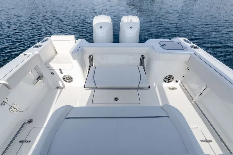 Slide: The Image of Sea Hunt Gamefish 27 Coffin Box 2026 - 20