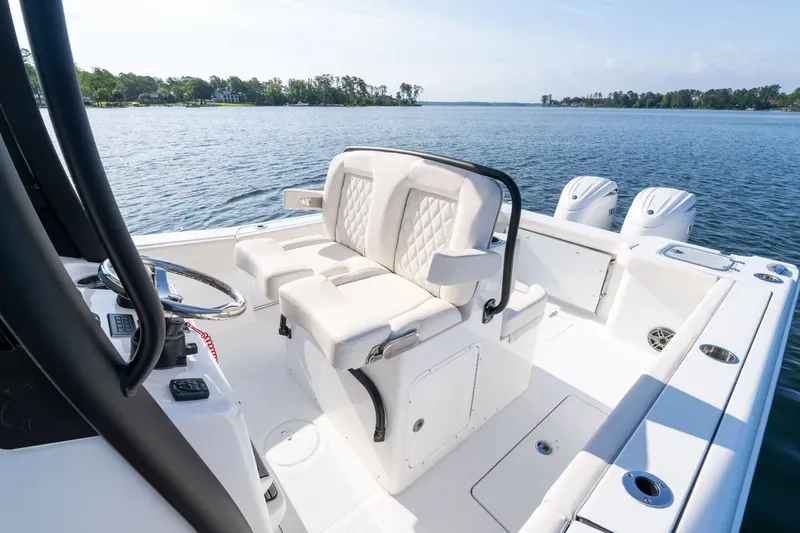 Slide: The Image of Sea Hunt Gamefish 27 Coffin Box 2027 - 15