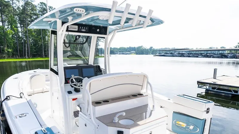 Slide: The Image of Sea Hunt Ultra 275 SE 2027 - 4