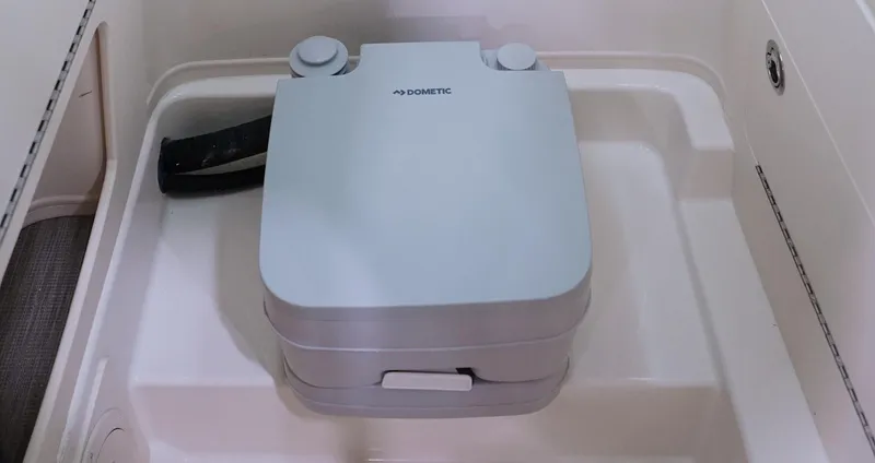 Slide: The Image of Grady-White Fisherman 216 2026 - 16