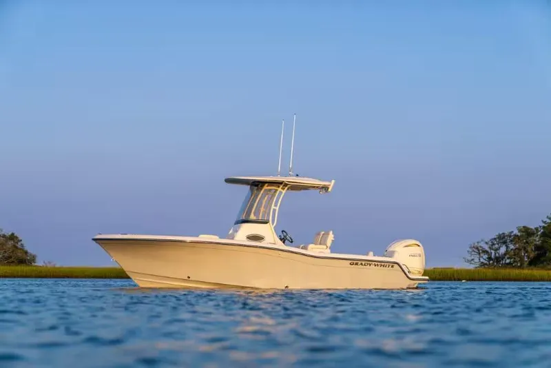 Slide: The Image of Grady-White Fisherman 216 2027 - 4