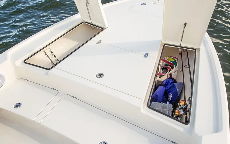 Slide: The Image of Pathfinder 2500 Hybrid 2026 - 10