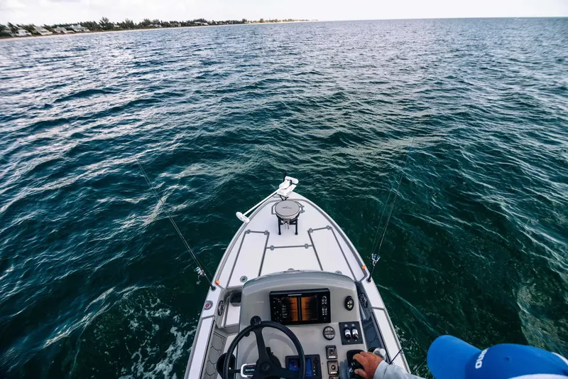 Slide: The Image of Pathfinder 2500 Hybrid 2026 - 14