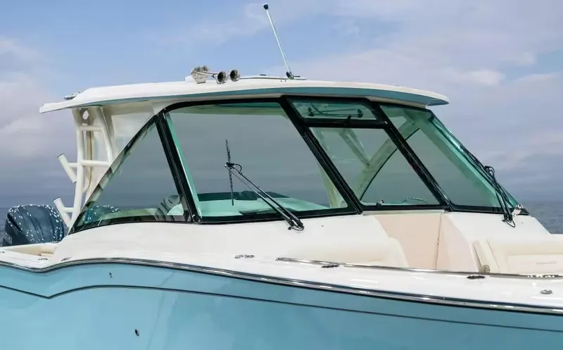 Slide: The Image of Grady-White Freedom 325 2026 - 4