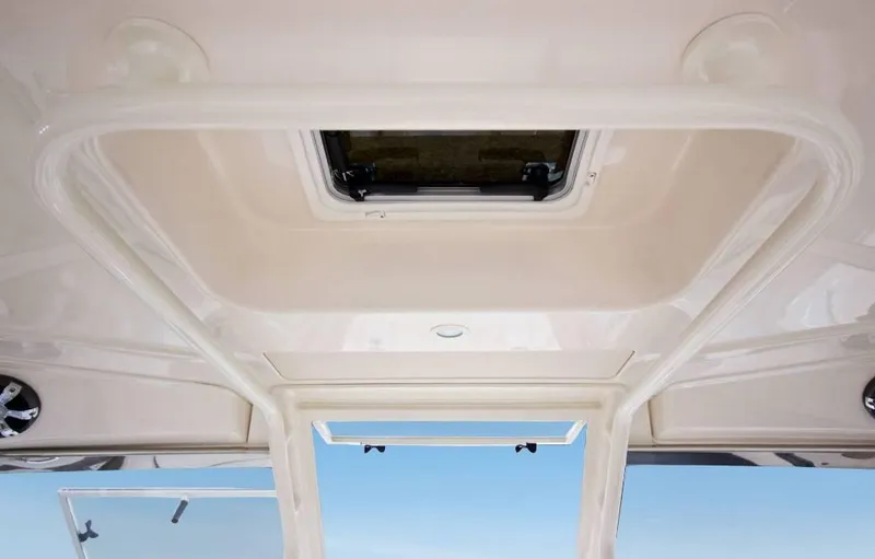 Slide: The Image of Grady-White Freedom 325 2027 - 8