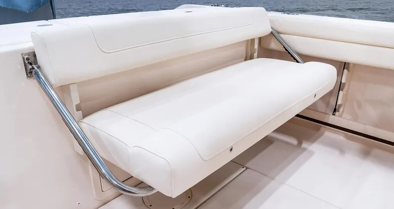 Slide: The Image of Grady-White Fisherman 236 2026 - 14