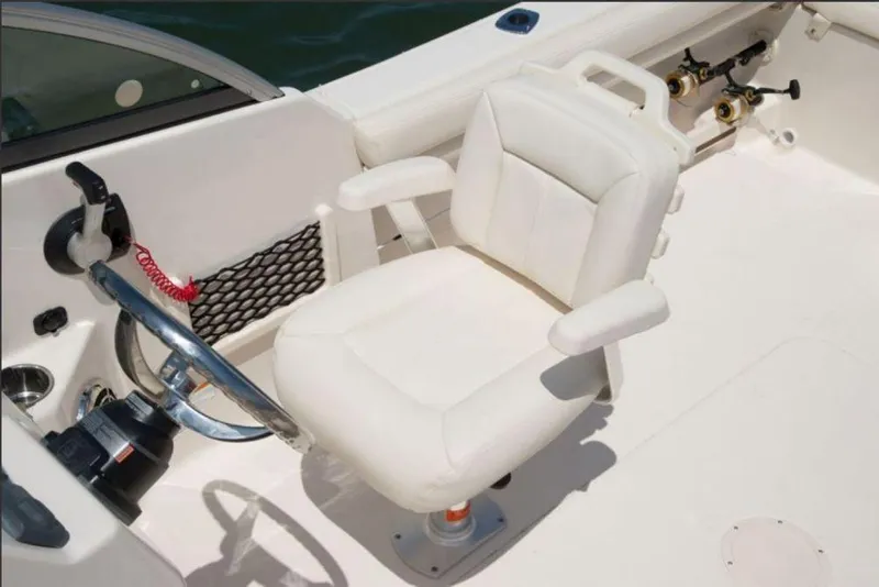 Slide: The Image of Grady-White Freedom 255 2027 - 3