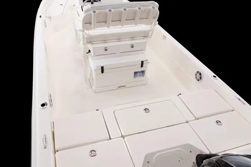 Slide: The Image of Skeeter SX230 2026 - 7