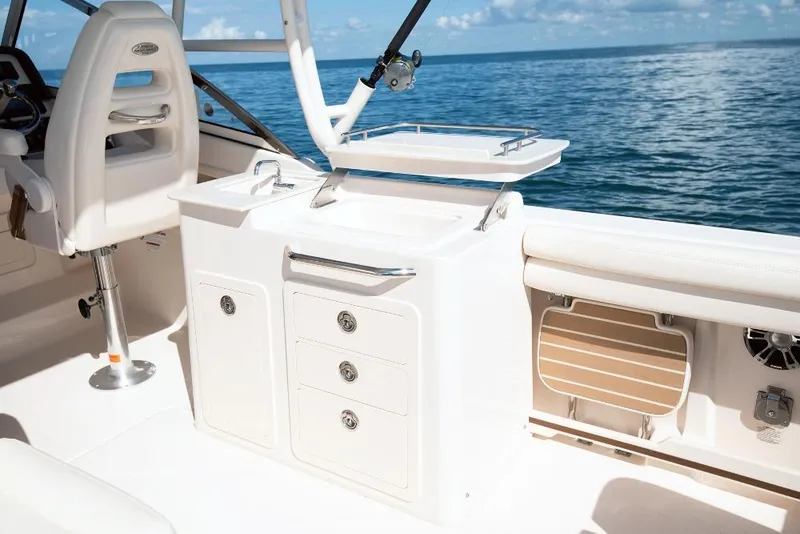 Slide: The Image of Grady-White Freedom 275 2027 - 8