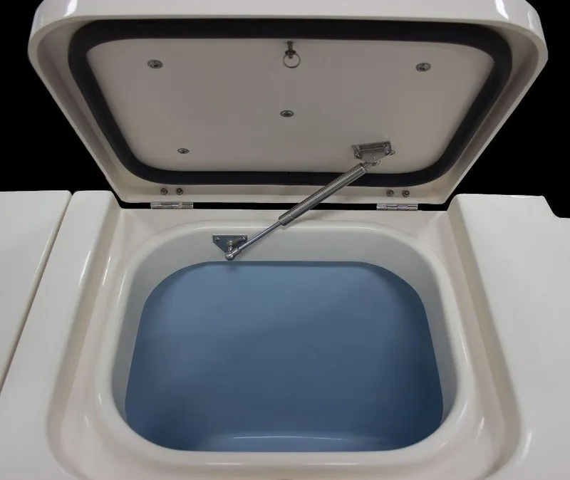 Slide: The Image of Grady-White Freedom 375 2026 - 19