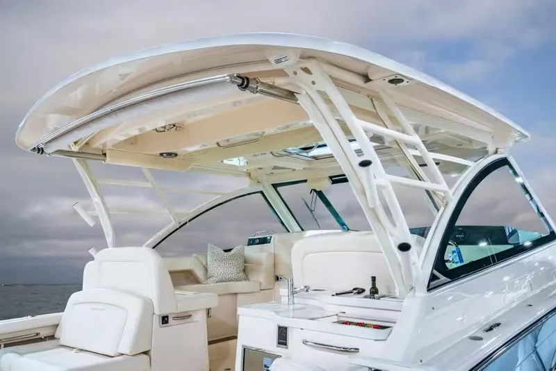 Slide: The Image of Grady-White Freedom 375 2027 - 4