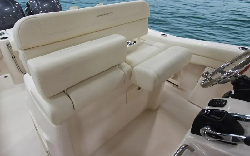 Slide: The Image of Grady-White Canyon 271 2027 - 6