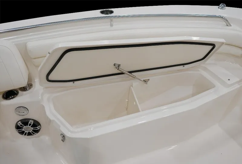 Slide: The Image of Grady-White Fisherman 257 2026 - 12