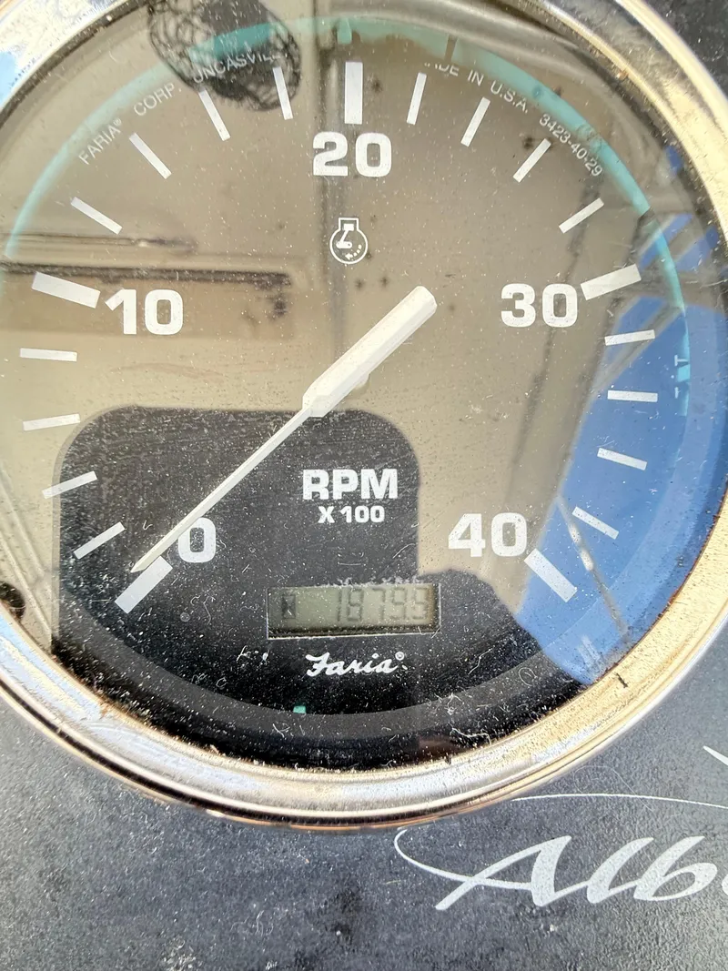 Slide: The Image of Close-up of a 2001 Albemarle 280 Express Sport Fisherman RPM gauge. - 40