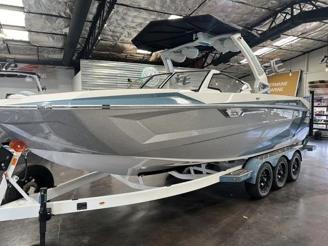 Slide: The Image of Tigé 25ZX 2025 - 3