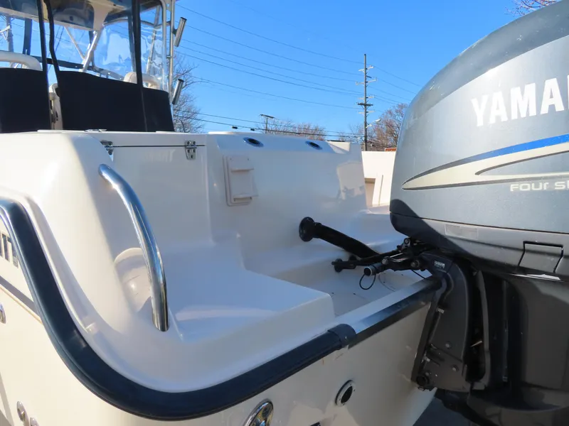 Slide: The Image of 2006 Grady-White Journey 258 boat with Yamaha outboard motor, rear view. - 5