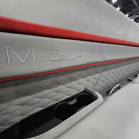 Slide: The Image of Qwest Qwest M24 Splash Pad Tritoon 2025 - 11