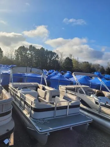 Slide: The Image of Harris KAYOT w/ 50HP 2000 - 5