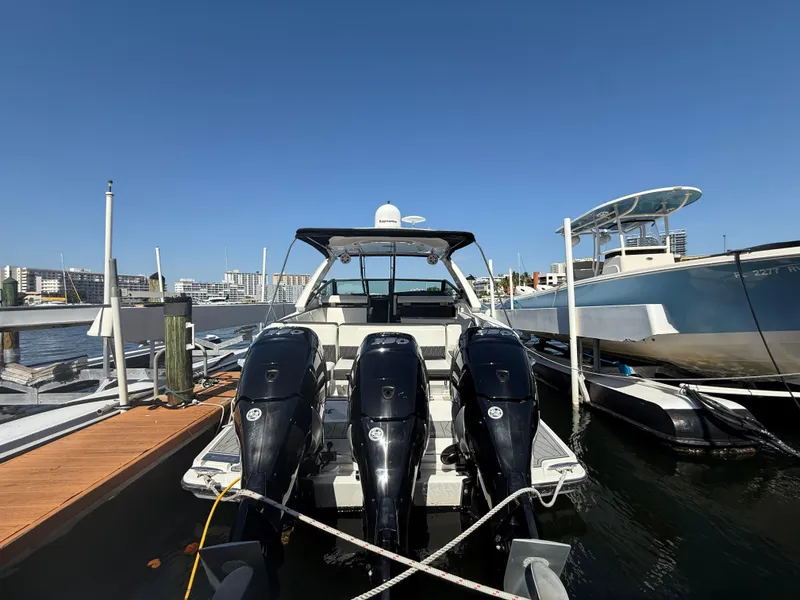 Slide: The Image of Monterey 385 Super Express 2020 - 65