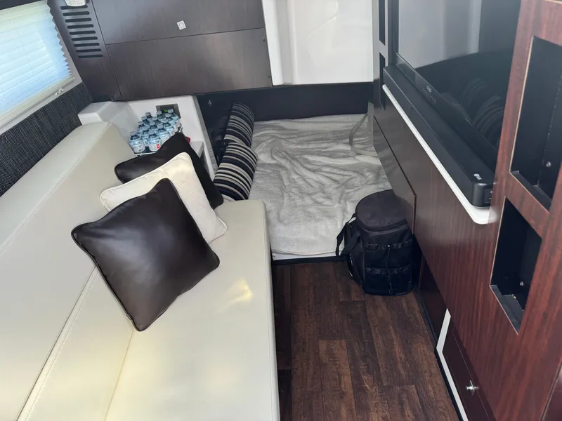 Slide: The Image of Monterey 385 Super Express 2020 - 72