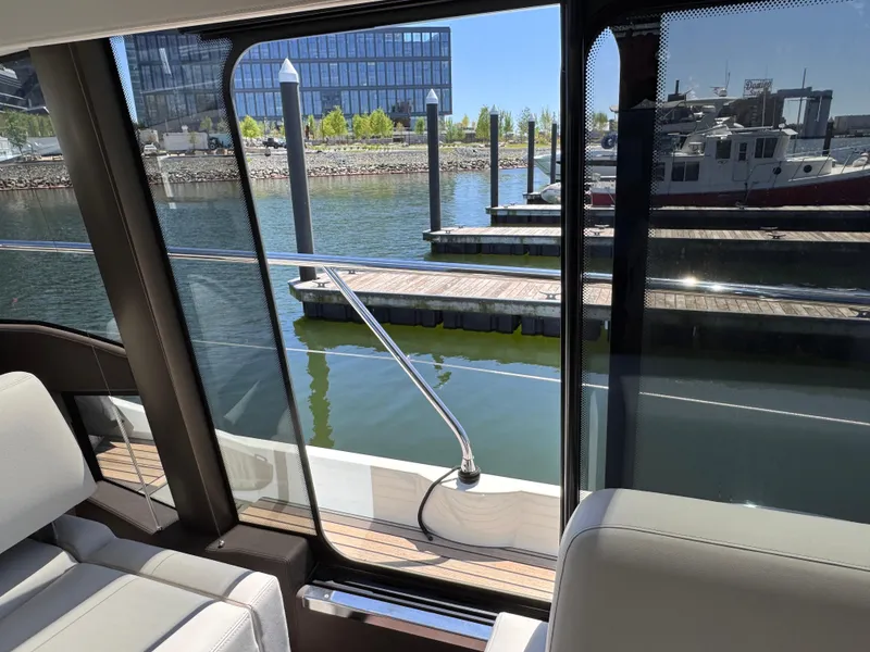 Slide: The Image of Prestige 520 Fly 2023 - 56