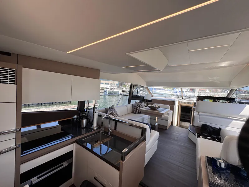 Slide: The Image of Prestige 520 Fly 2023 - 59