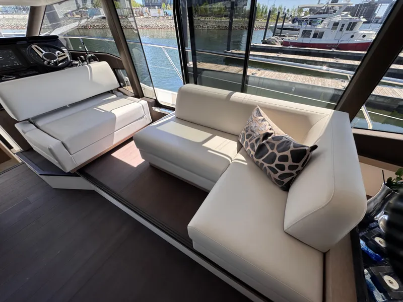 Slide: The Image of Prestige 520 Fly 2023 - 62