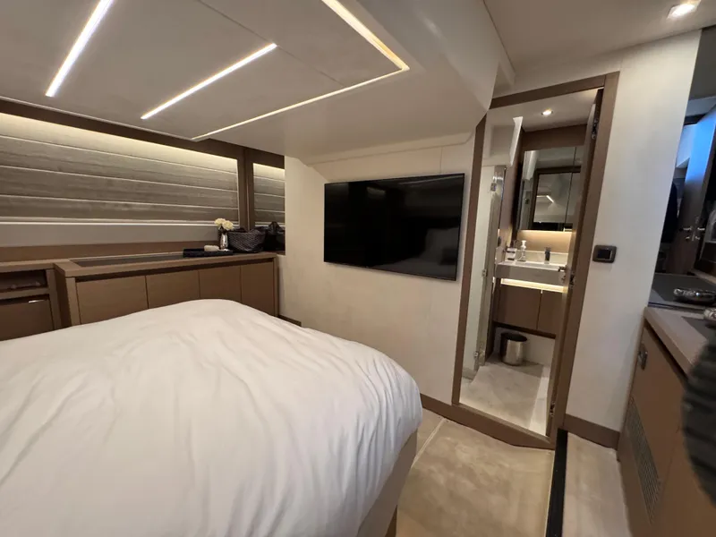 Slide: The Image of Prestige 520 Fly 2023 - 80