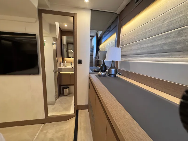 Slide: The Image of Prestige 520 Fly 2023 - 82