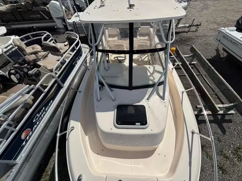 Slide: The Image of Grady-White Adventure 208 2017 - 11