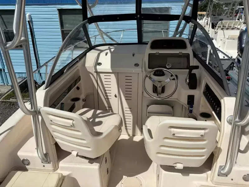 Slide: The Image of Grady-White Adventure 208 2017 - 5