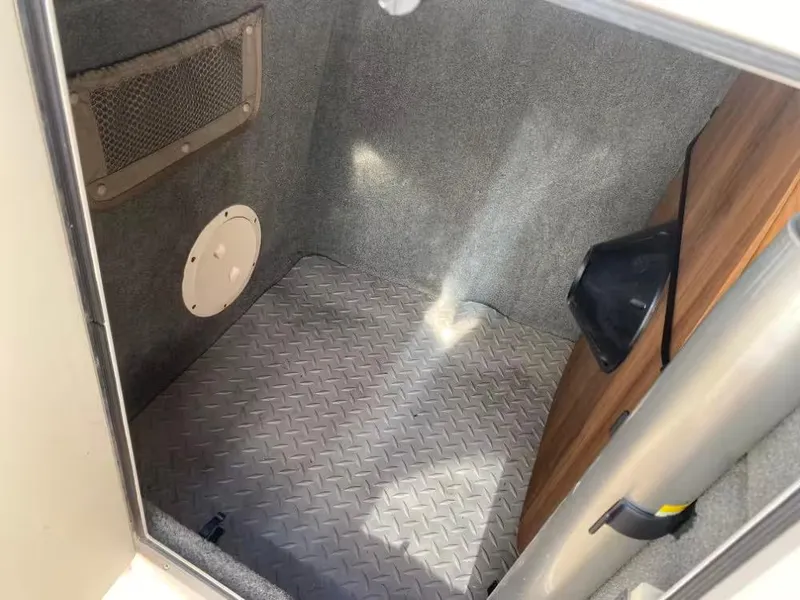 Slide: The Image of Grady-White Freedom 275 2014 - 15