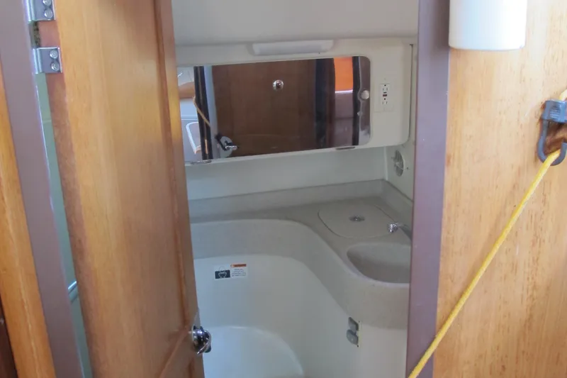 Slide: The Image of Catalina 387 2007 - 50