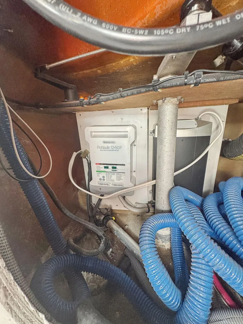 Slide: The Image of Fountaine Pajot Highland 2005 - 58