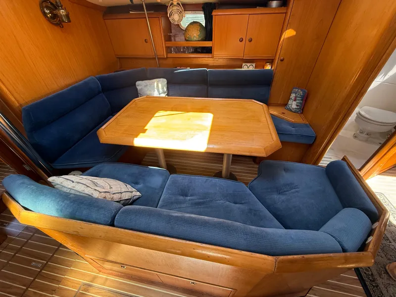 Slide: The Image of Jeanneau Sun Odyssey 42.2 1999 - 56